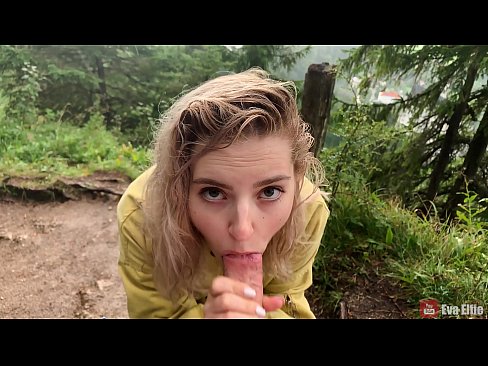 ❤️ Garota engole a ejaculação depois de um broche público - Eva Elfi ❤️❌ Porno vídeo em nós