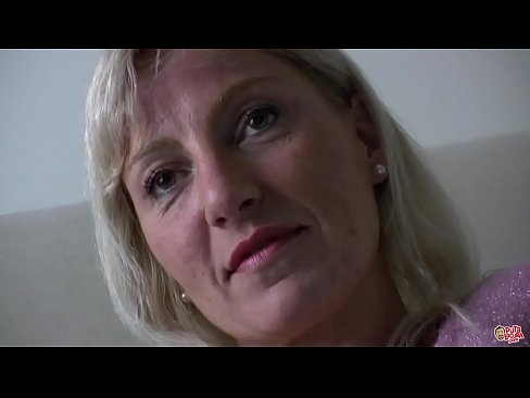❤️ A mãe que todos nós fodemos ... Senhora, comporte-se! ❤️❌ Porno vídeo em nós